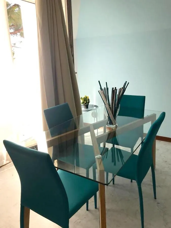 Appartamento Charming Studio In Desenzano Del Garda 47 Sqm With Balcony Parking Italia
